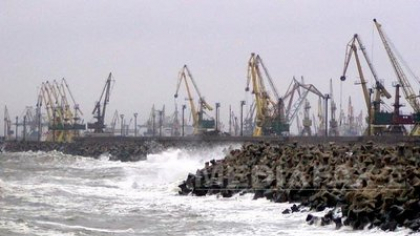 Criză pe Dunăre: Portul Constanța amenințat de colapsul transportului fluvial!