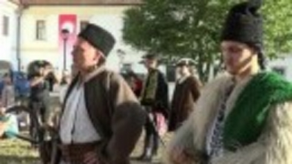 Horea, Cloșca și Crișan, readuși la viață în Cetatea Alba Carolina. Turiștii, martori la o filă a istoriei țării
