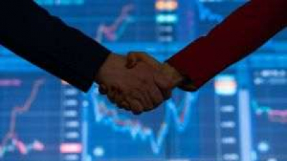 IPO-ul Grup EM inainteaza lent