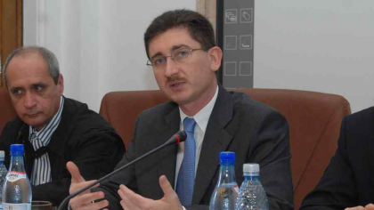 Facem lucrurile mai complicate decât cere UE