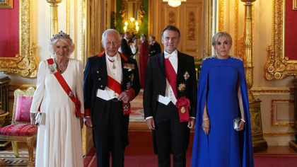 Puzderie de staruri la banchetul Regelui Charles