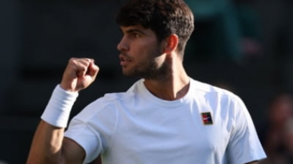 S-a stabilit prima semifinală la Wimbledon. Carlos Alcaraz i-a supărat pe englezi