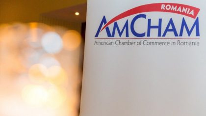 Camera de Comerţ Americană în România (AmCham) îl felicită pe Nicuşor Dan pentru alegerea în funcţia de Preşedinte al României. „Vedem astăzi semne de optimism şi încredere, atât pe plan intern, cât şi internaţional. Urmează o etapă dificilă, în care sunt necesare măsuri imediate”