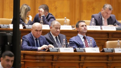 Nori negri deasupra Palatului Victoria. Scenariile privind viitorul guvernării și numele vehiculate ca premier