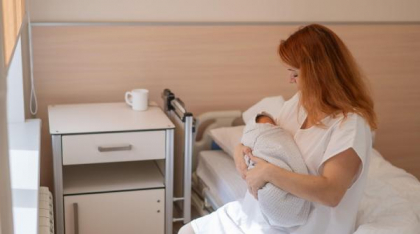 Două femei, care au fost încurcate la maternitate acum 35 de ani, s-au întâlnit pentru prima oară: "O experiență extrem de emoționantă"