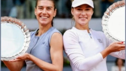 Sorana Cîrstea i-a uimit pe spanioli după ce a luat trofeul: ”Uitați-vă la noi!”
