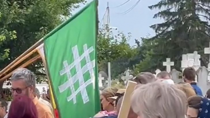 Manifestare legionară la mormântul preotului Ilie Lăcătușu, proaspăt canonizat de BOR (VIDEO)