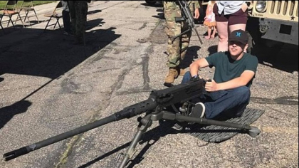 Suspectul din cazul asasinării lui Charlie Kirk nu recunoaşte crima şi refuză să vorbească. Guvernatorul Cox: „Încercăm să aflăm mai multe despre motivul real al faptei”