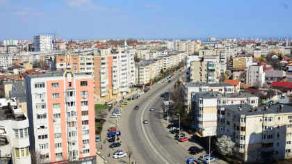 Constănțenii, sufocați de mirosul de combustibil. Oamenii au sunat îngroziți la 112