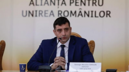 George Simion vrea dezbatere cu Nicușor Dan:"Este o rușine că scaunul de premier este ocupat de Cătălin Predoiu"