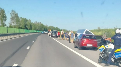 Autocar răsturnat pe Autostrada Soarelui A2. A fost activat Planul roșu de intervenție și trimise două elicoptere SMURD