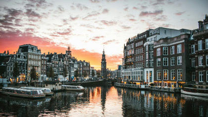Locuitorii din Amsterdam dau în judecată consiliul local pentru turismul excesiv
