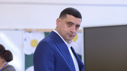 George Simion nu recunoaște rezultatele exit-poll-urilor și se declară învingător: „Am câștigat! Redau puterea românilor!”
