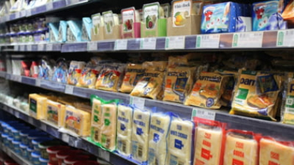 Plafonare prețului la 17 alimente de bază dispare de la 1 iulie. Care sunt produsele pentru care vom scoate mai mulți bani din buzunar