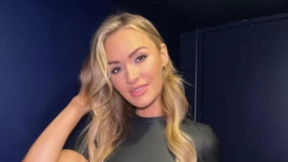 Gafă stânjenitoare pentru una dintre cele mai frumoase prezentatoare. Cum l-a numit pe eroul lui Liverpool