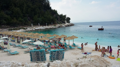 Turiști români, refuzați la cazare în Grecia: „Nu vor să ne primească cu copilașii!”. Cum au reacționat internauții