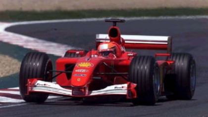 „Bijuteria coroanei Schumacher”, scoasă la licitație. Monopostul Ferarri F2001, vândut pe o sumă uriașă