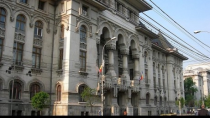 ”Urzeala” de la Capitală. Ciucu zice că îi prinde primăvara