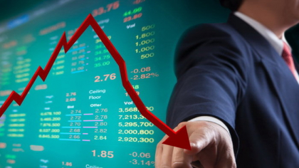 Cine se află în spatele celor trei mari agenţii de rating care au lăsat SUA fără ratingul de top
