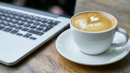 Epidemiolog și expert în nutriție clarifică diferența dintre matcha și cafea: „Poate oferi mai multe beneficii”
