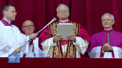 Papa Leon al XIV-lea, la primul discurs diplomatic: Susținere pentru familia tradițională și respect față de migranți