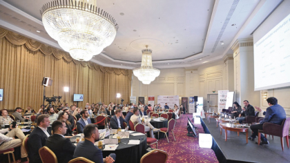 ZF Cei mai mari jucători din economie. De la local la internaţional: cum încurajăm exportul şi investiţiile în străinătate ale companiilor româneşti? „Trenul“ exporturilor poate accelera dacă adăugăm valoare produselor locale, susţinem firmele care dezvoltă ecosisteme în jurul lor dar şi cu un „roadmap“ pentru internaţionalizarea antreprenorilor în următorii ani