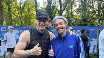 Surpriză la Maratonul din Berlin! Harry Styles a alergat sub pseudonim și a scos un timp impresionant