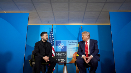 Donald Trump l-a reevaluat pe Volodimir Zelenski. Președintele Ucrainei a devenit „foarte drăguț”, după o întâlnire „foarte plăcută” la summitul NATO de la Haga