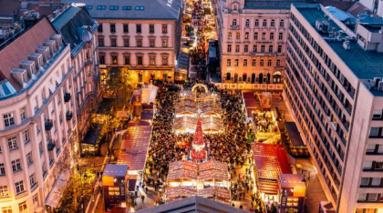 Programul târgurilor de Crăciun 2025 în Europa. Când se deschid târgurile la Budapesta, Viena, Praga, Colmar și în România