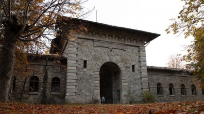 Închisoarea terorii de la Doftana, transformată în hotel de lux cu piscină și cinematograf. Planul de refacere a penitenciarului în care a fost încarcerat și Nicolae Ceaușescu
