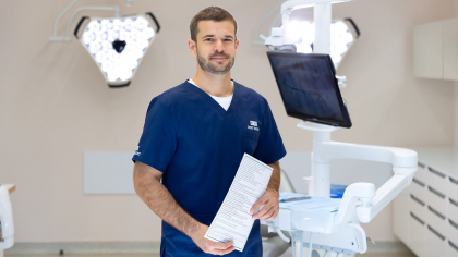 Genomica dentară, explicată de experții DENT ESTET: Diagnostic mai precis și tratamente sigure cu ajutorul testelor genetice