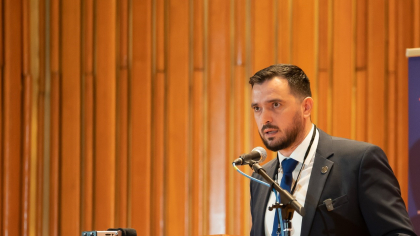 Liderul deputaților AUR: PSD se joacă de-a opoziția și de-a guvernarea în același timp