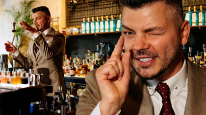 Celebrul barman Valentin Luca a asociat vedetele cu cocktailurile! Cu ce băuturi veritabile au fost asociați Smiley, Delia, Andreea Marin sau Andreea Esca