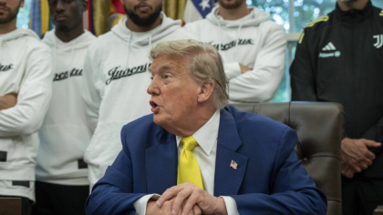 Donald Trump, în Situation Room după atacul iranian asupra bazelor americane din Orientul Mijlociu
