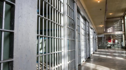 Român găsit mort într-o închisoare din Italia. Bărbatul se afla la izolare din motive disciplinare. De ce au cerut procurorii verificarea camerelor de supraveghere