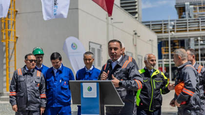 Prima centrală construită de la zero în ultimii 20 de ani începe producția. Ministrul Bogdan Ivan: „Înseamnă locuri de muncă, eficiență energetică și dezvoltare tehnologică”