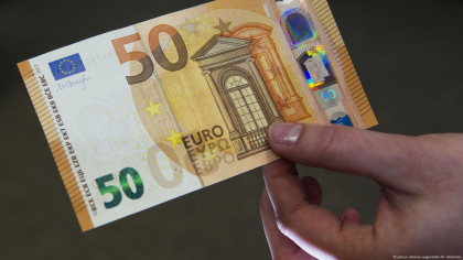 Unele bancnotele de 50 de euro vor fi scoase din circulație. Cum le identificați și ce puteți face cu ele