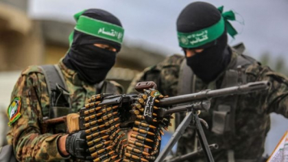 Execuții publice pe o stradă din orașul Gaza. „S-a decis pedeapsa cu moartea pentru toți colaboratorii”