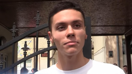David Popovici îndeamnă românii să voteze pe 18 mai. Mesaj subtil al campionului olimpic