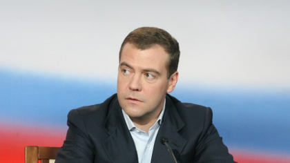 Medvedev lansează noi amenințări: „UE, înţesată de arme, este o ameninţare directă pentru Rusia”