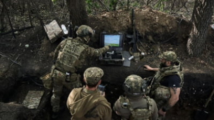 General american: Majoritatea armatelor NATO nu se ridică la nivelul ucrainenilor. „Ar trebui să-i rugăm să ne învețe cum se face războiul în condițiile actuale” VIDEO
