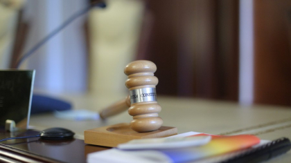 CCR dezbate miercuri o contestație privind turul II al alegerilor prezidențiale