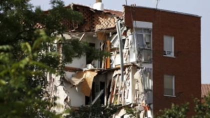 Clădire prăbușită din senin în centrul Madridului. Cel puţin patru persoane blocate sub ruine. Echipele de salvare continuă căutările printre dărâmături VIDEO FOTO