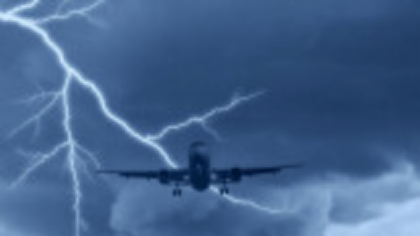 Moment înfricoşător. Avionul în care s-a aflat tenismenul Alexander Zverev, numărul trei mondial, a fost lovit de fulger