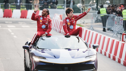 Hamilton, spectacol la Imola! Ferrari prinde viață, podiumul e tot mai aproape