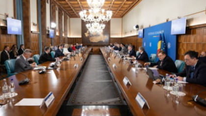 "Pun societatea civilă împotriva sindicatelor". BNS îl acuză pe Bolojan de dezbinare. "Nu știu cum să mai înrobească iobagii"