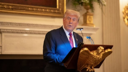 Toast cu vodcă alături de dictatorul din Belarus: Cum arată diplomația în al doilea mandat al lui Trump