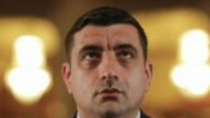 Promisiunile electorale ale candidatului George Simion. Ce soluții are pentru a scoate România din criza politico-economică