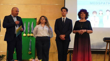Complexul Educațional Laude-Reut celebrează performanța și excelența. Festivitatea de încheiere a anului școlar 2024–2025 și rezultate excepționale la examenul de Bacalaureat