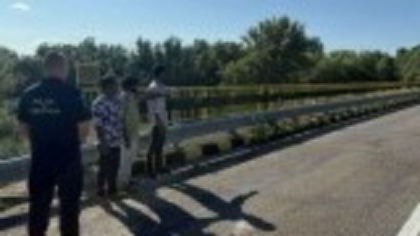 Migranți din Sri Lanka şi Irak, prinși de poliție când încercau să intre ilegal în România. Doi români urmau să îi preia